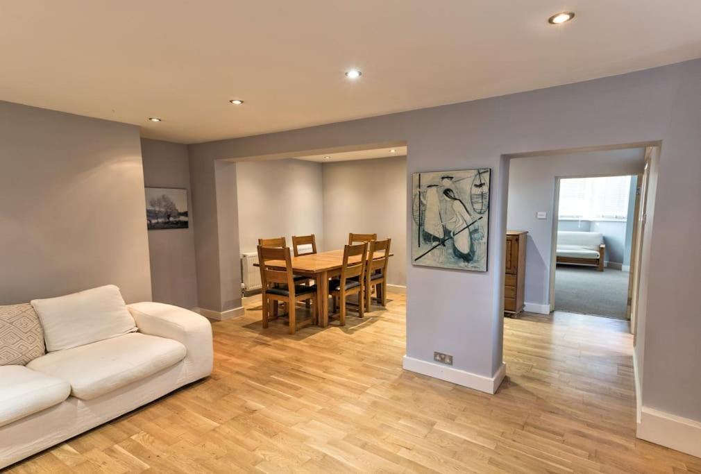 Charming Apartment In Deal Near The Beach & Town Exterior foto
